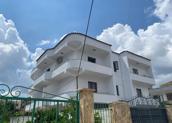 Quiet One Bedroom Apartament- Dajti View