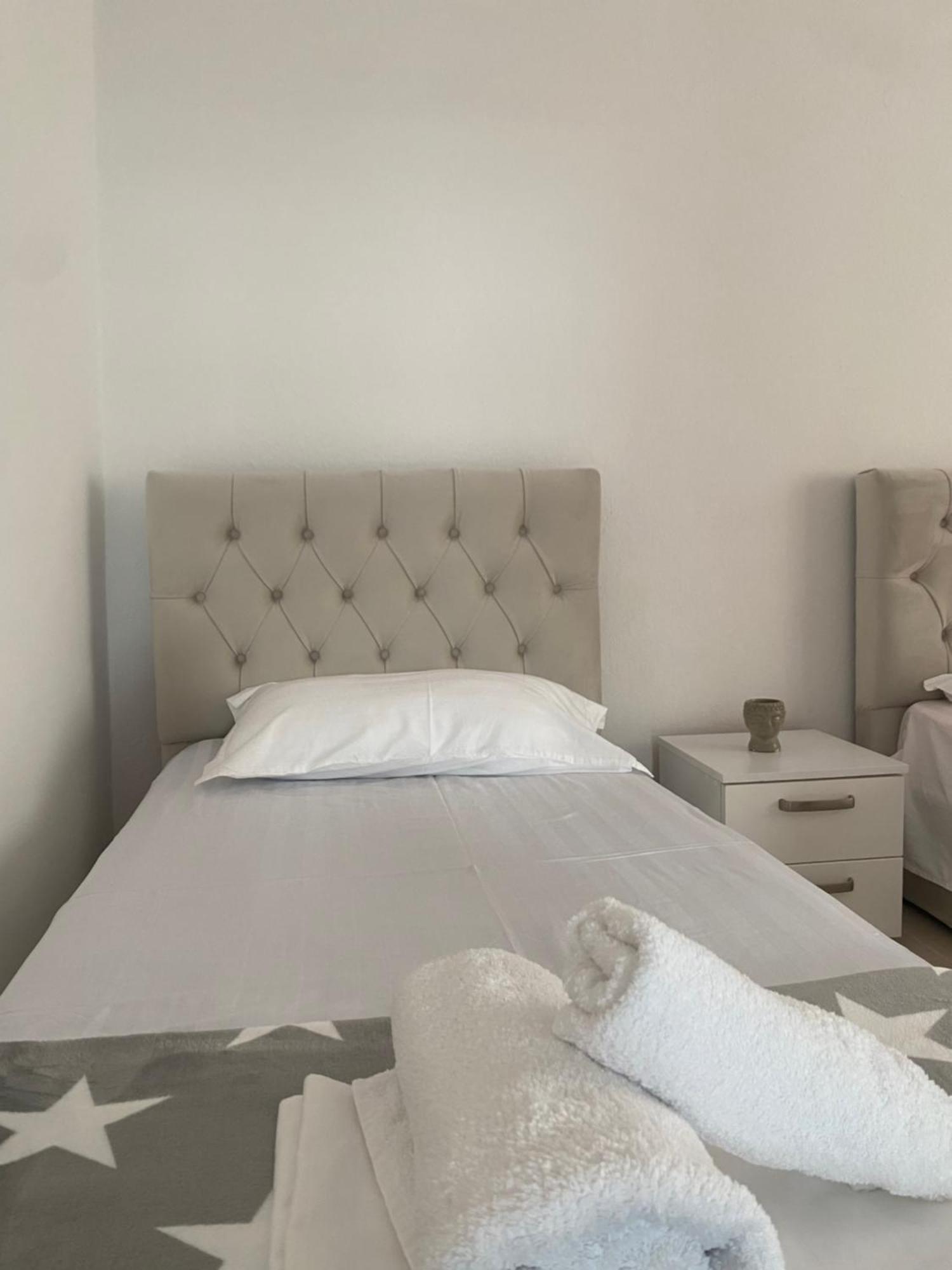 Quiet One Bedroom Apartament- Dajti View *